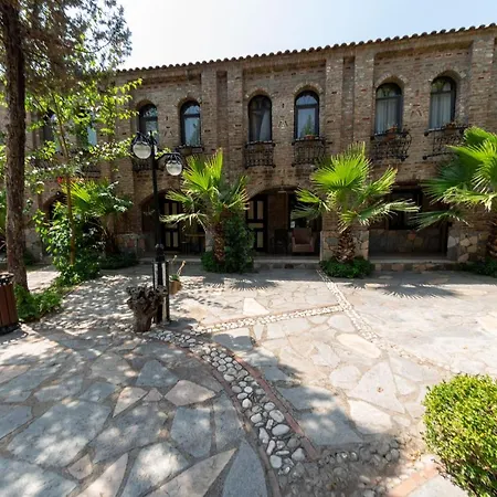 Отель Antique Manastir Boutique Эдремит