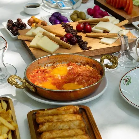 Antique Manastir Boutique Otel *