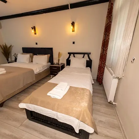 Antique Manastir Boutique ادرميت