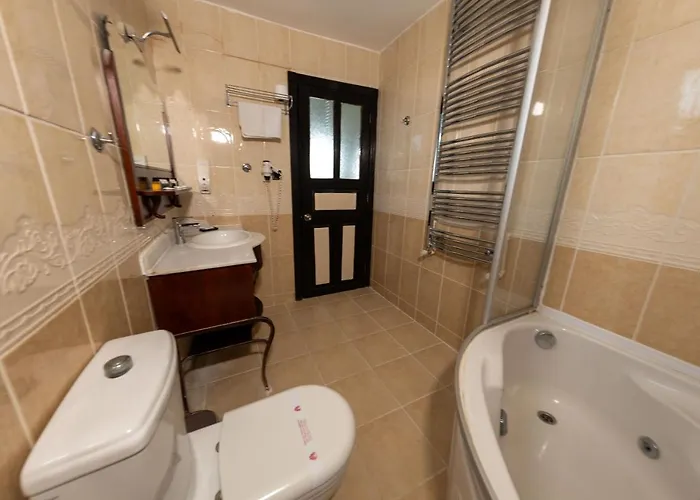 Antique Manastir Boutique Hotel *