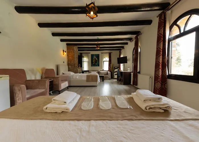 Antique Manastir Boutique